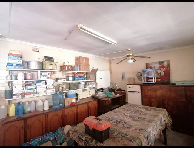3 BEDROOM FREESTANDING FOR SALE IN STILFONTEIN EXT 4